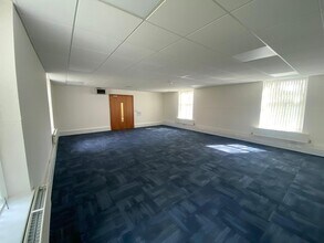 30 Churchill Sq, West Malling for lease Interior Photo- Image 2 of 3
