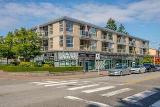 15777 Marine Dr, White Rock, BC for lease Interior Photo- Image 1 of 32