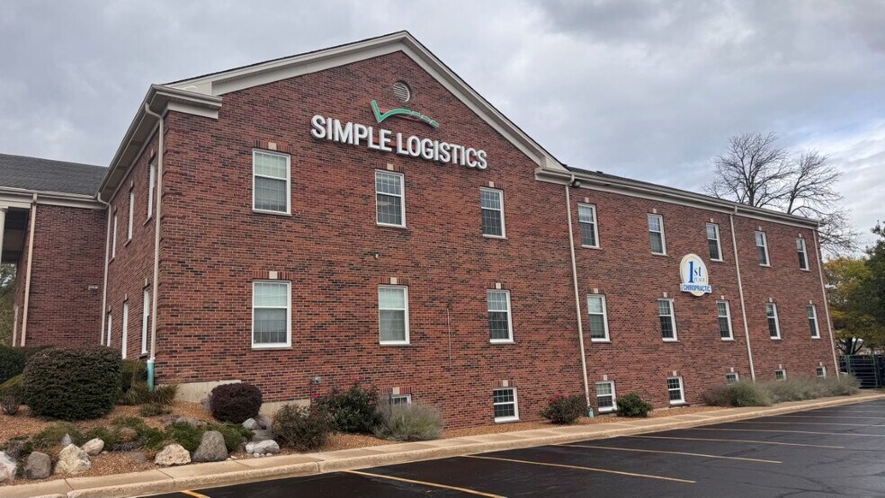 1750 E Main St, St Charles, IL à vendre - Photo du bâtiment - Image 2 de 13