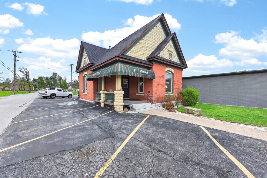 412 W Walnut St, Rogers, AR à vendre - Photo principale - Image 1 de 10