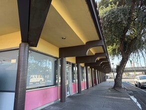 136 S El Dorado St, Stockton, CA à louer Photo du bâtiment- Image 1 de 4