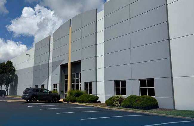 Plus de détails pour 4774 Park 370 Blvd, Hazelwood, MO - Industriel à louer