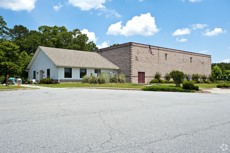 132 N Medical Pky, Woodstock, GA à louer - Photo du bâtiment - Image 3 de 4