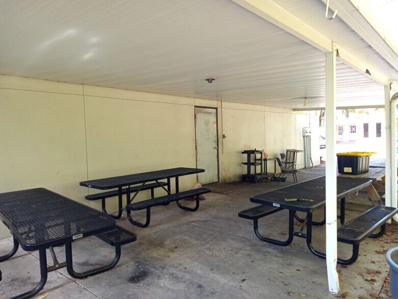 120 Oglethorpe Professional Ct, Savannah, GA à louer - Photo du bâtiment - Image 2 de 7