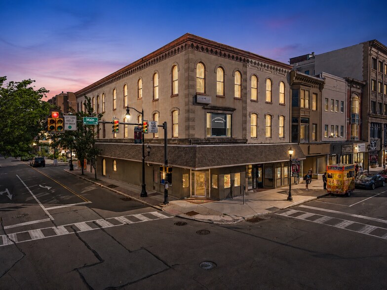 84 S Main St, Wilkes Barre, PA à vendre - Photo du bâtiment - Image 2 de 17