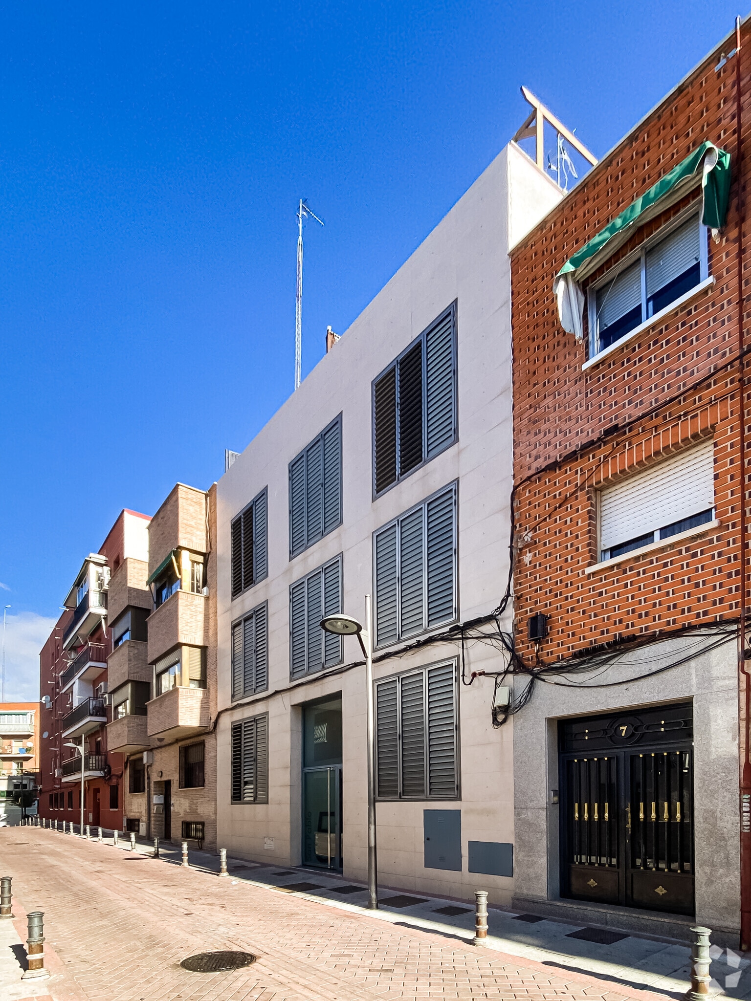 Office in Alcorcón, Madrid for sale Primary Photo- Image 1 of 3