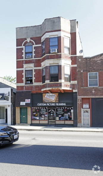 Wicker Park Duo - Commercial/ Residentia portfolio of 2 properties for sale on LoopNet.ca - Building Photo - Image 2 of 8