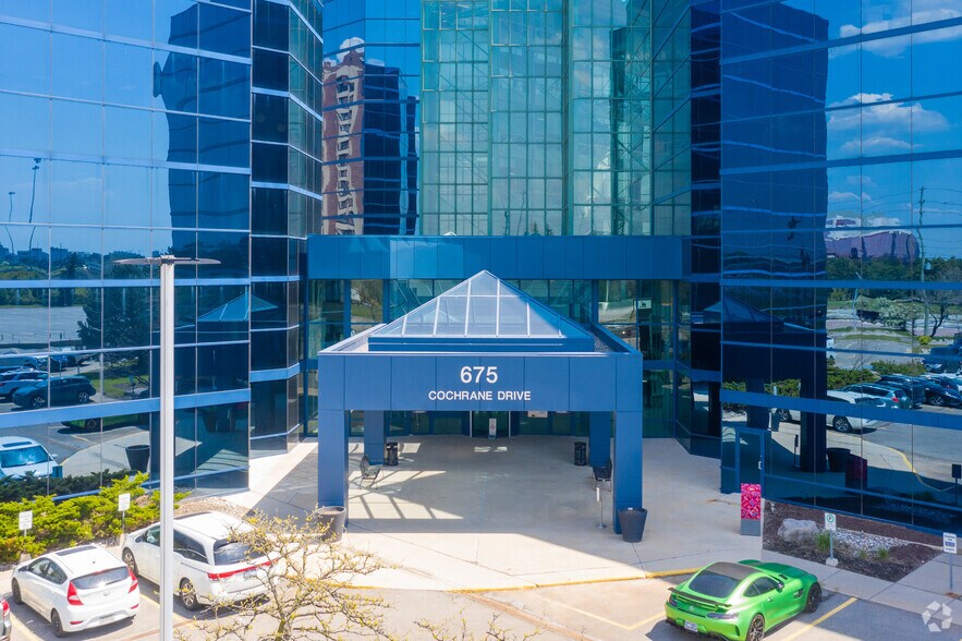 675 Cochrane Dr, Markham, ON à louer - Autre - Image 2 de 10