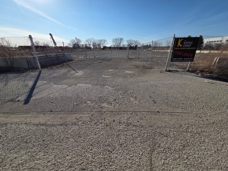 23462 S Youngs Rd, Channahon, IL for lease - Building Photo - Image 2 of 4