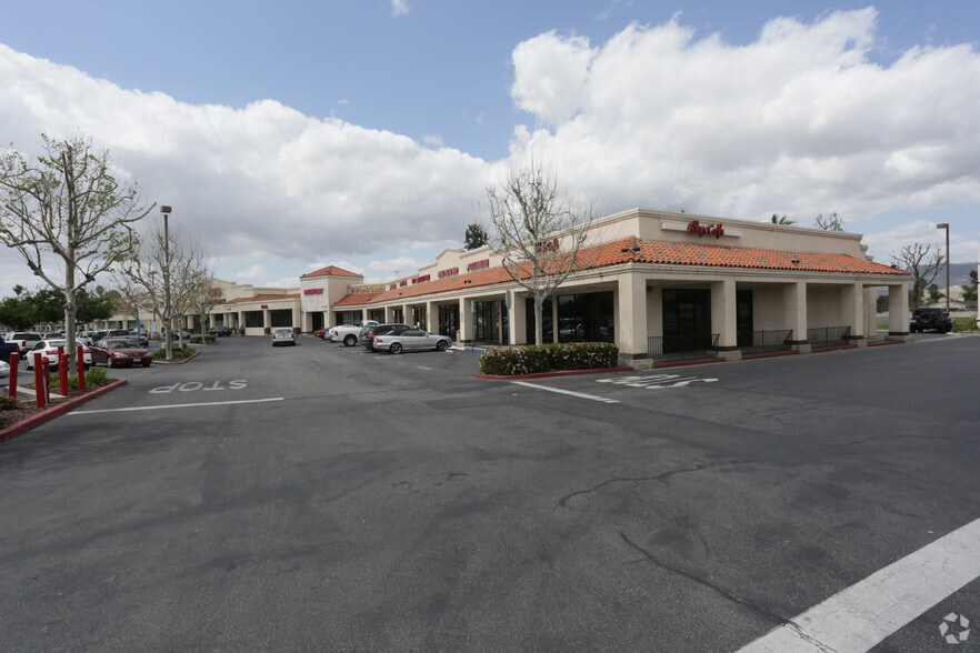 43336-43430 E Florida Ave, Hemet, CA à louer - Photo du bâtiment - Image 3 de 12