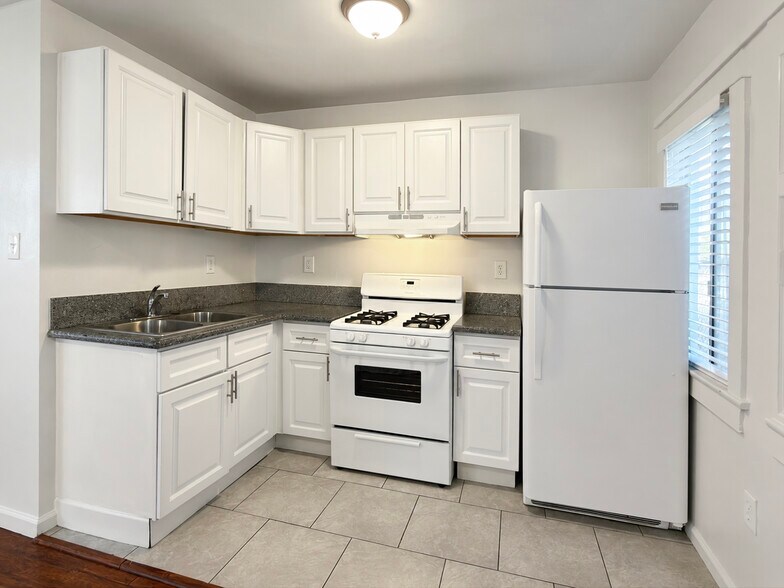 740-746 Daisy Ave, Long Beach, CA à vendre - Photo du bâtiment - Image 3 de 17