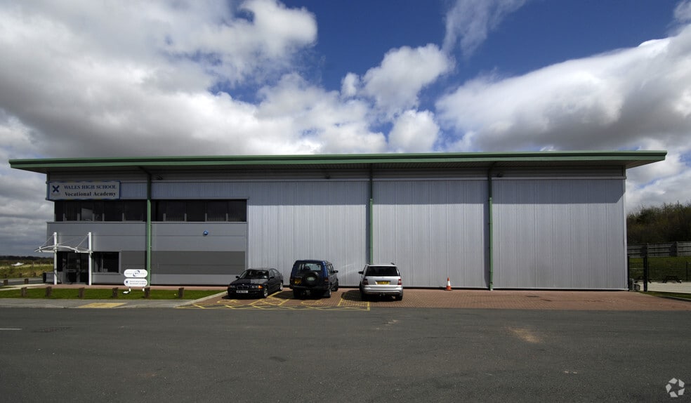 31 Waleswood Way, Wales for lease - Building Photo - Image 3 of 4