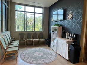 6 Meridian Home Ln, Palm Coast, FL for lease Interior Photo- Image 2 of 16