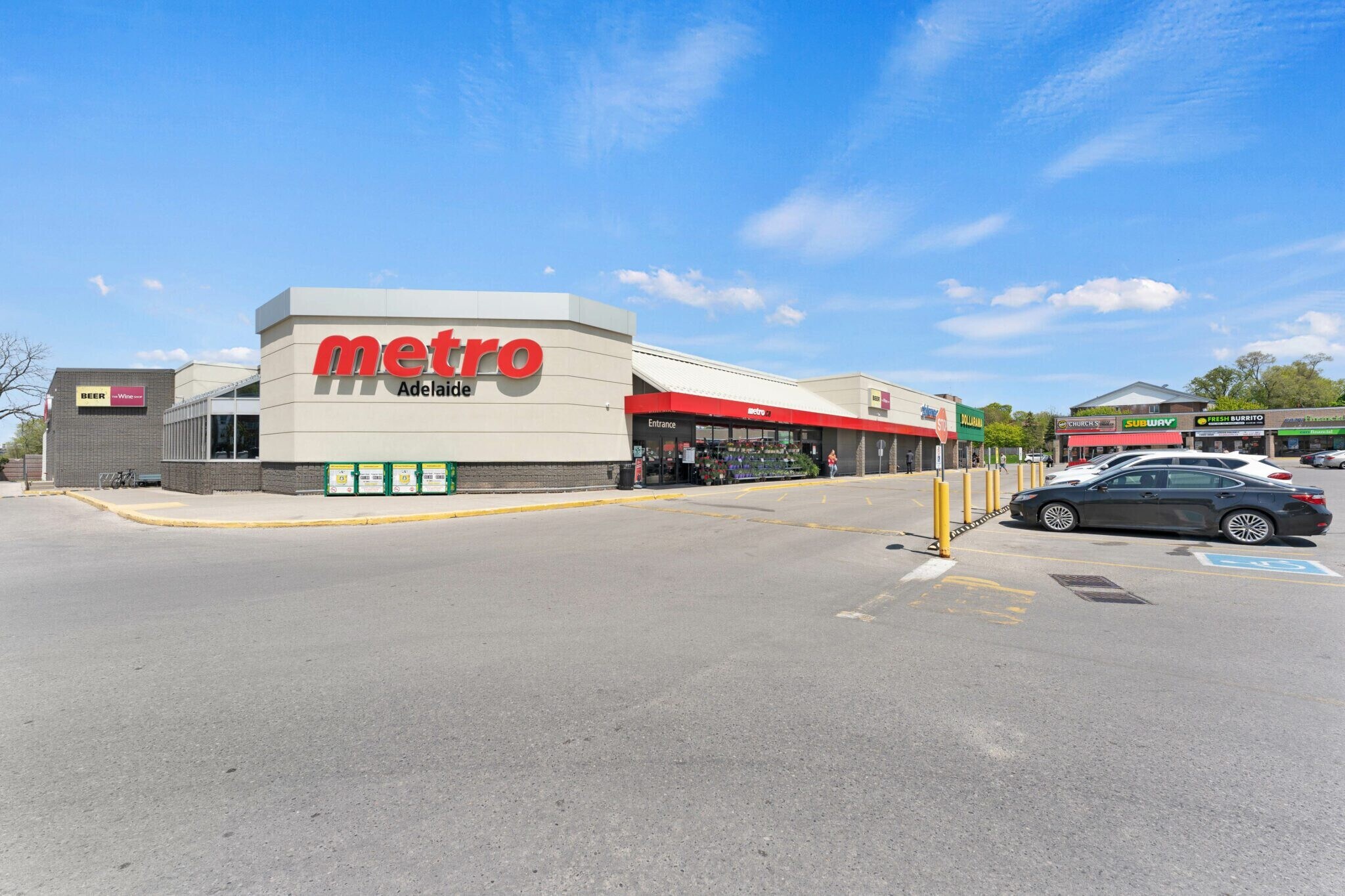 1030 Adelaide St N, London, ON for sale Primary Photo- Image 1 of 1