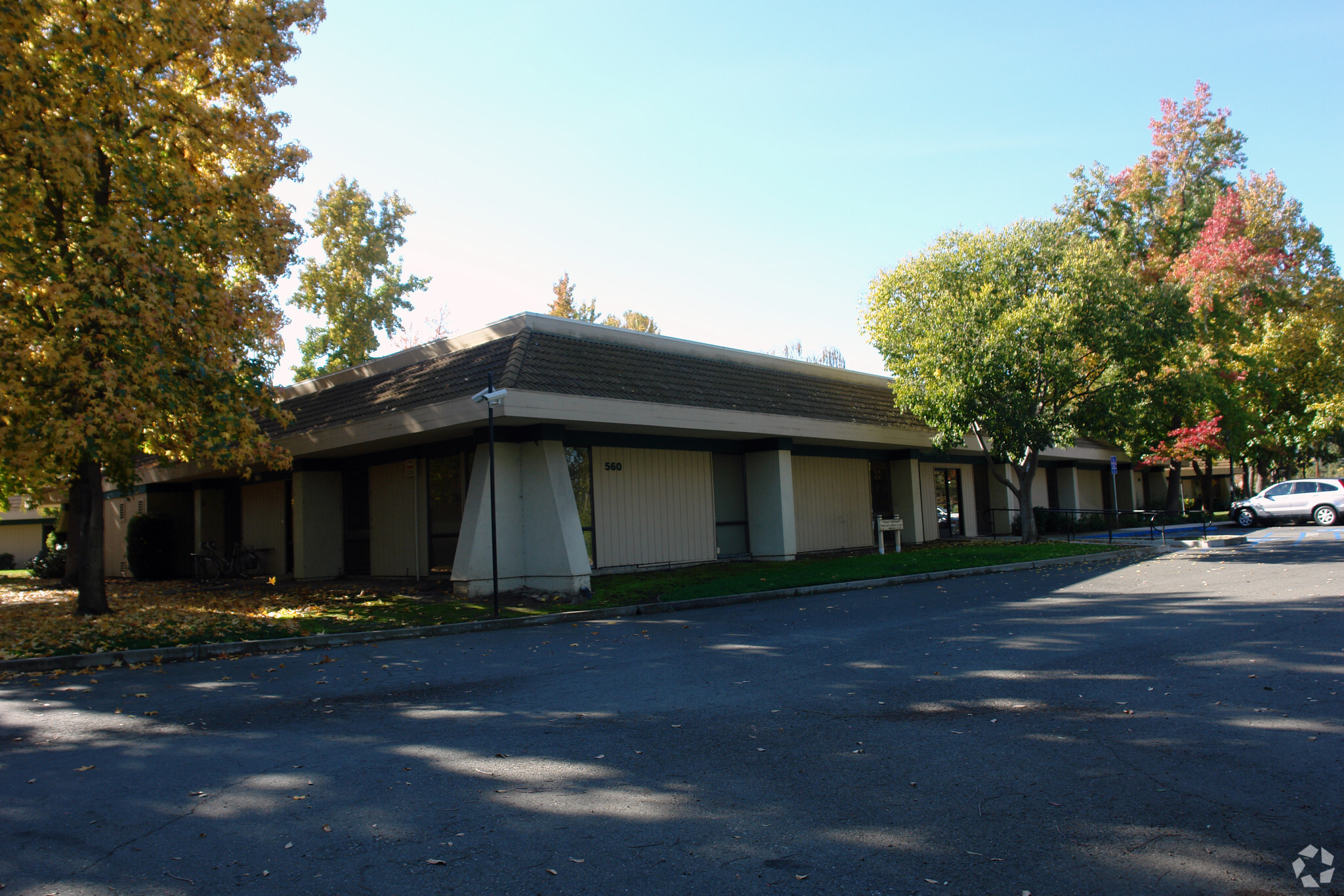 570 Lennon Ln, Walnut Creek, CA for lease Primary Photo- Image 1 of 9