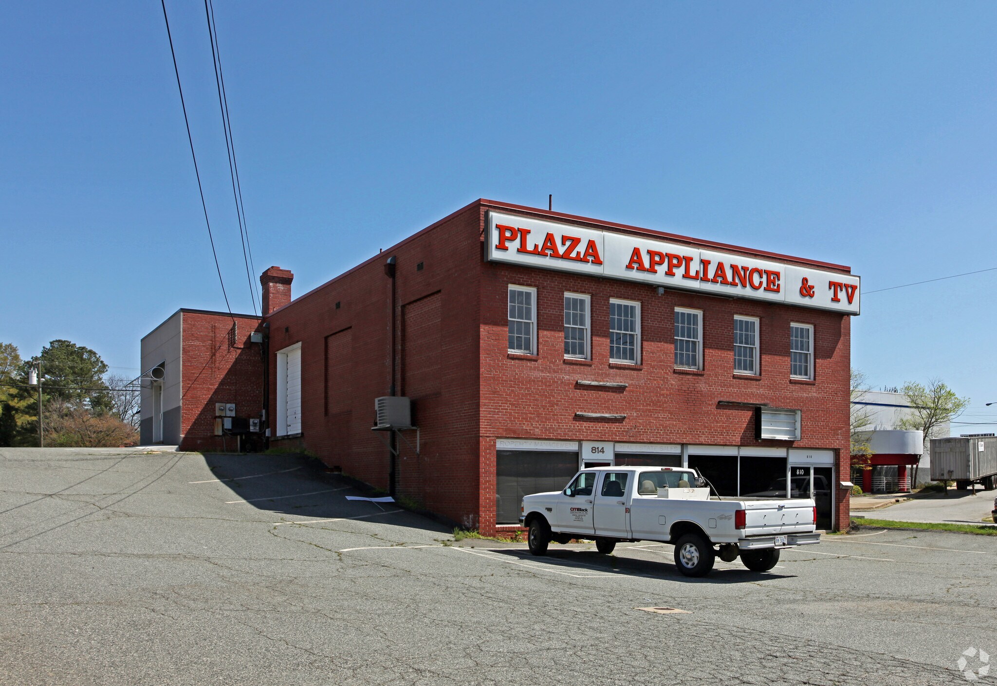 815 N Church St N, Concord, NC à louer Photo du bâtiment- Image 1 de 3