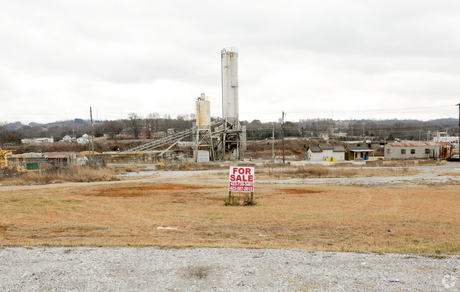 1417 W Andrew Johnson Hwy, Morristown, TN for sale - Primary Photo - Image 1 of 1