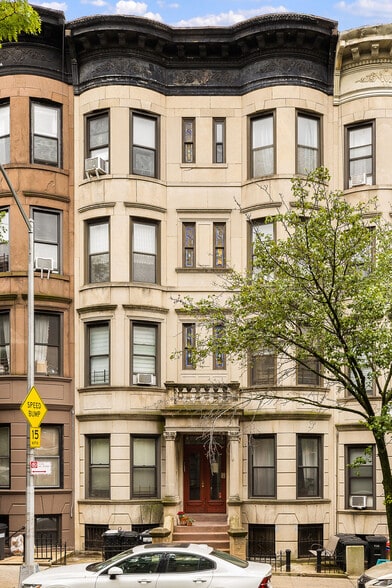524 5th St, Brooklyn, NY for sale - Primary Photo - Image 1 of 19