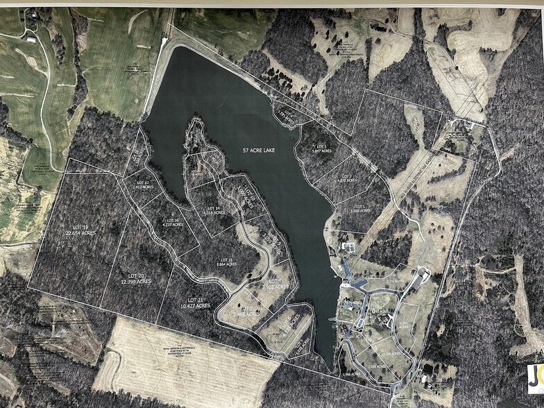30 Bass Ct, Whitesville, KY for sale - Primary Photo - Image 1 of 1