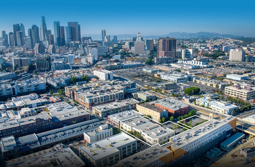 949 E 2nd St, Los Angeles, CA à vendre - Photo du bâtiment - Image 3 de 13