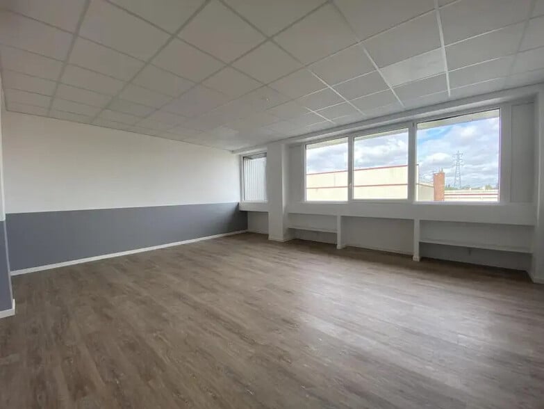 Bureau dans Rosny-sous-Bois à louer - Photo intérieure - Image 1 de 13