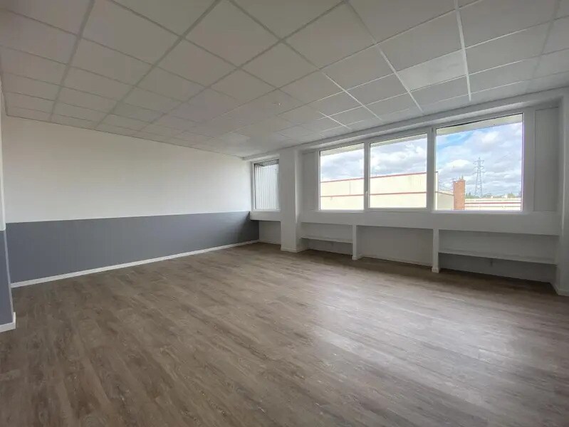 Bureau dans Rosny-sous-Bois à louer Photo intérieure- Image 1 de 14
