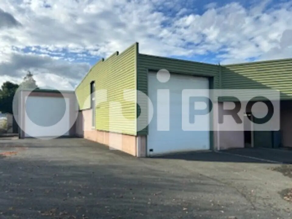 Flex in Arnas for lease Building Photo- Image 1 of 11