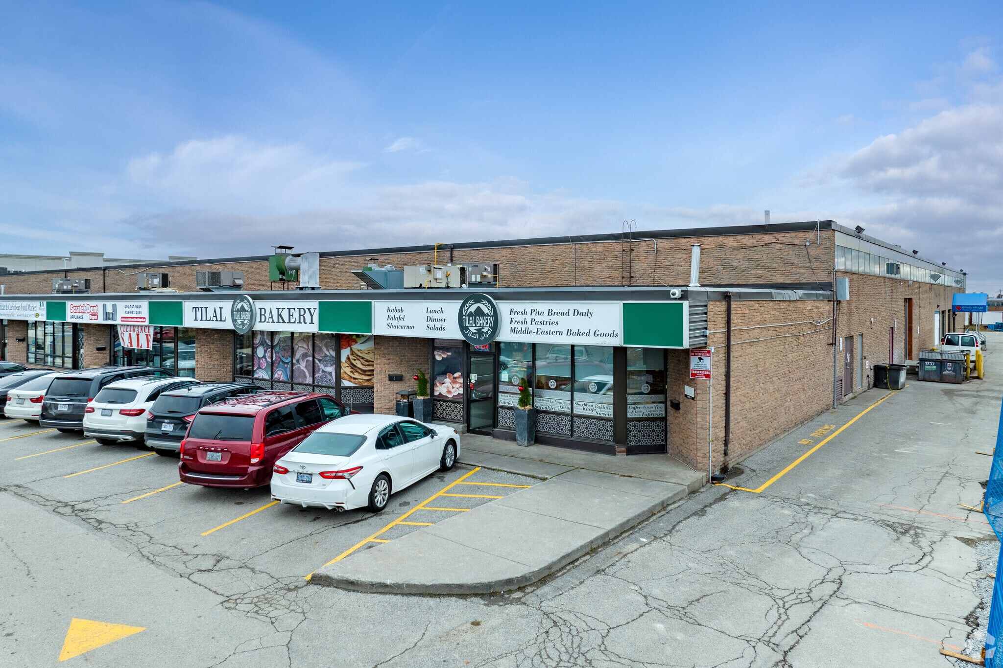 5601 Steeles Ave W, Toronto, ON à vendre Photo principale- Image 1 de 1