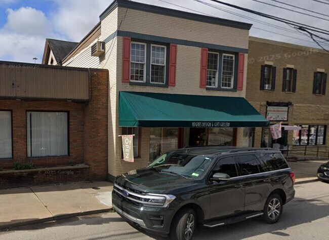 More details for 600 National Rd, Wheeling, WV - Retail for Sale