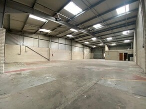 11-12 Mason Rd, Colchester à louer Photo intérieure- Image 2 de 4