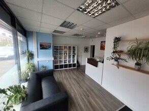 84-86 Heaton Rd, Newcastle Upon Tyne for lease Interior Photo- Image 1 of 2