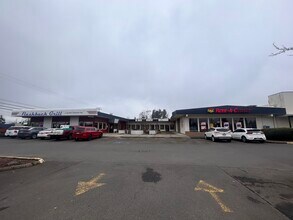 4205-4229 Main St, Springfield, OR for lease Building Photo- Image 1 of 7