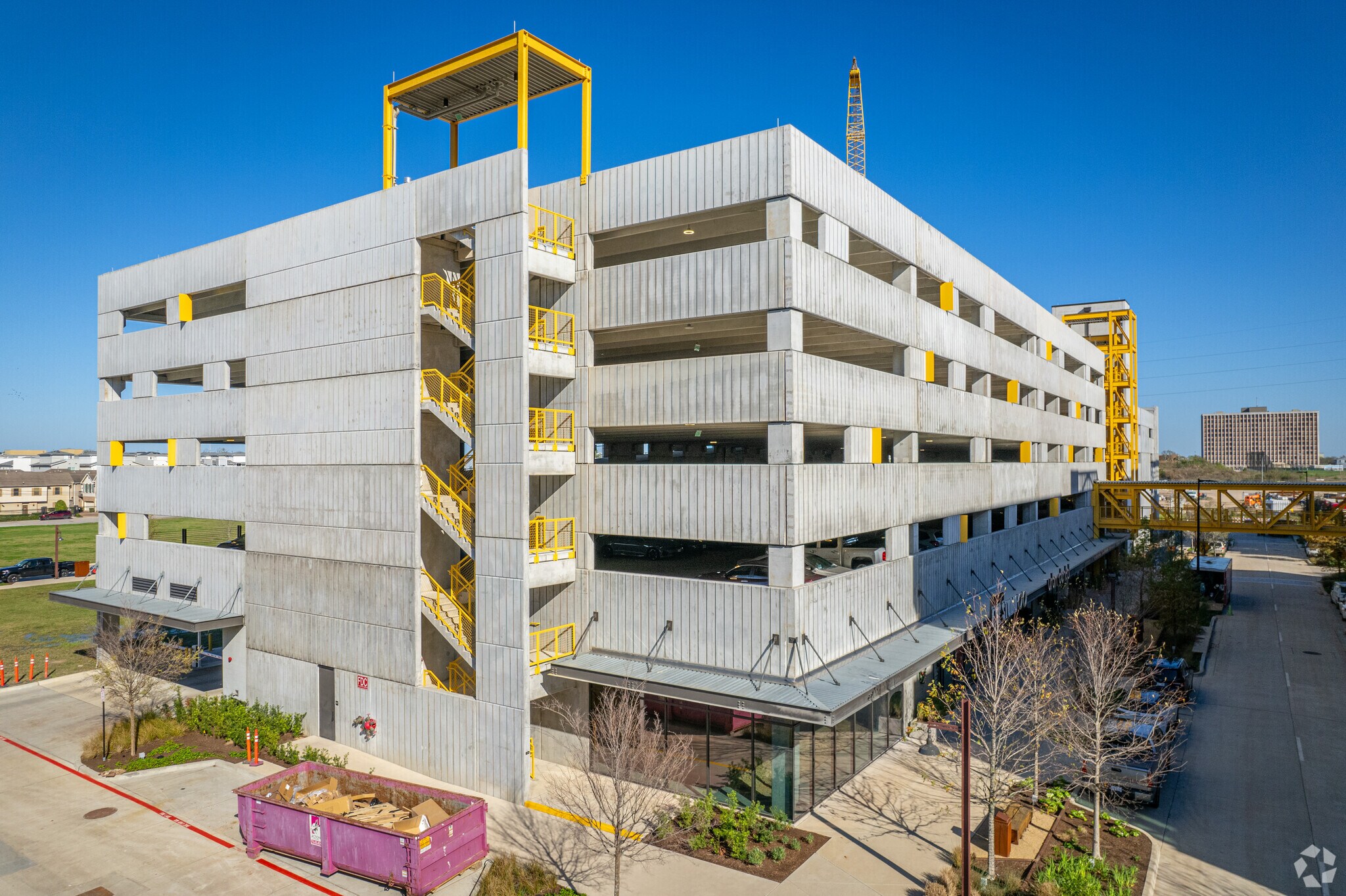 100 Jensen Dr, Houston, TX à louer Photo du bâtiment- Image 1 de 29