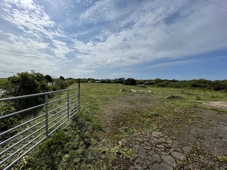 Camber Rd, Camber for lease - Building Photo - Image 3 of 9