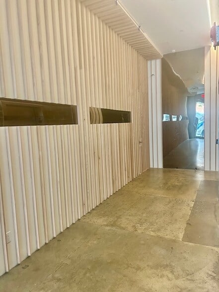 41-43 Division St, New York, NY for lease - Building Photo - Image 2 of 5