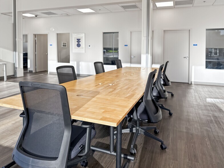 1038 Quarrier St, Charleston, WV à louer - Photo intérieure - Image 2 de 15