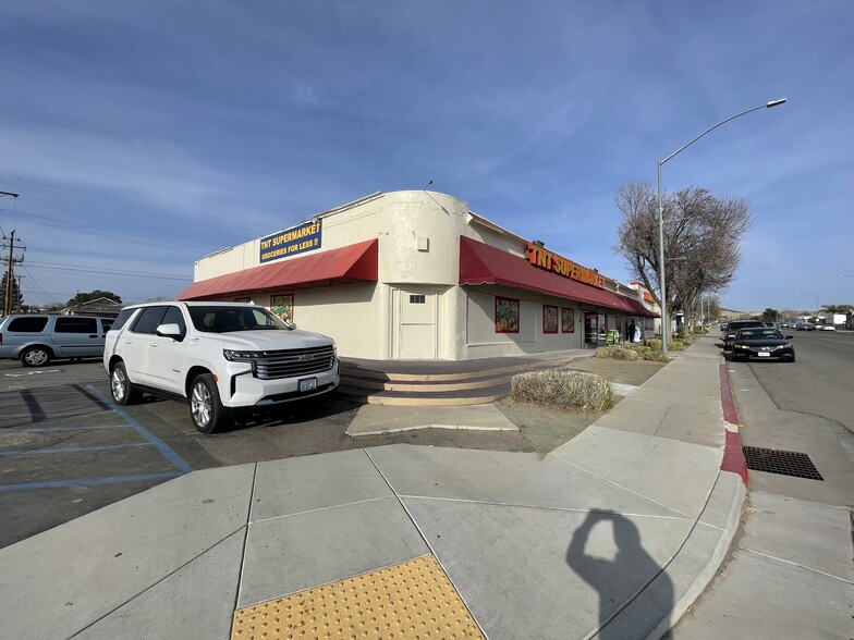 801 Skyline Blvd, Avenal, CA à vendre - Photo du bâtiment - Image 1 de 1