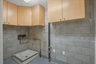 808 Edgehill Dr, Burlingame, CA à louer Photo intérieure- Image 2 de 13