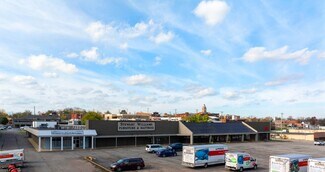 Plus de détails pour 801 Memorial Blvd, Springfield, TN - Commerce de détail à vendre