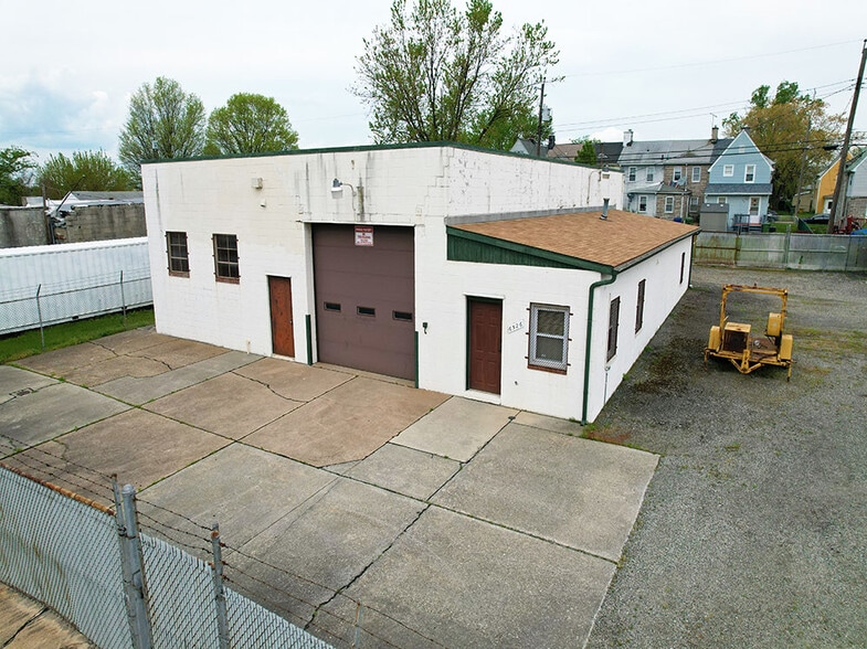 6526 Baltimore Ave, Dundalk, MD à louer - Photo du bâtiment - Image 2 de 12