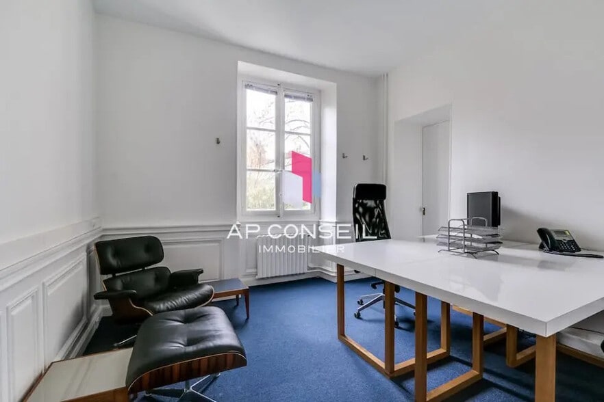 Bureau dans Versailles à louer - Photo intérieure - Image 3 de 5