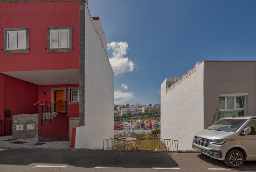 Calle Montaña de Humiaga, 17, Arucas, Las Palmas à vendre - Photo du bâtiment - Image 1 de 10