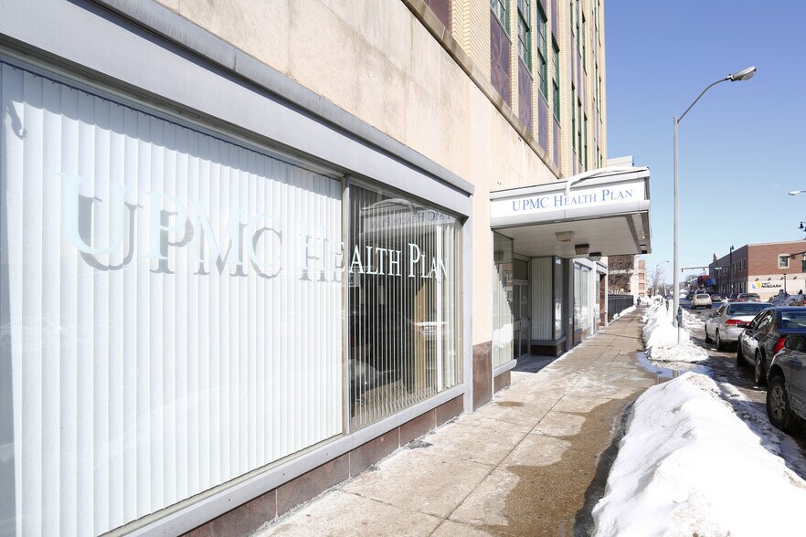 716 State St, Erie, PA à louer - Photo du bâtiment - Image 3 de 11