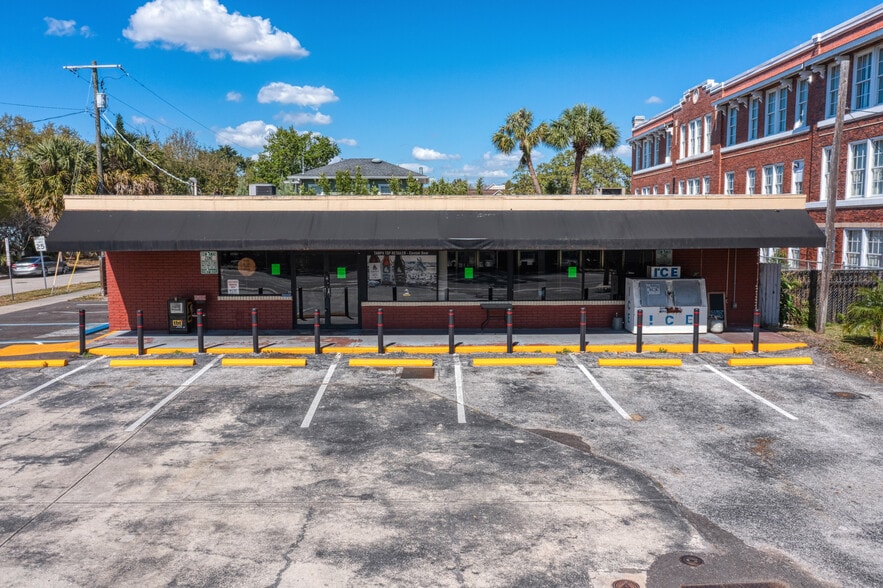 1021 W Swann Ave, Tampa, FL à louer - Photo du bâtiment - Image 3 de 3