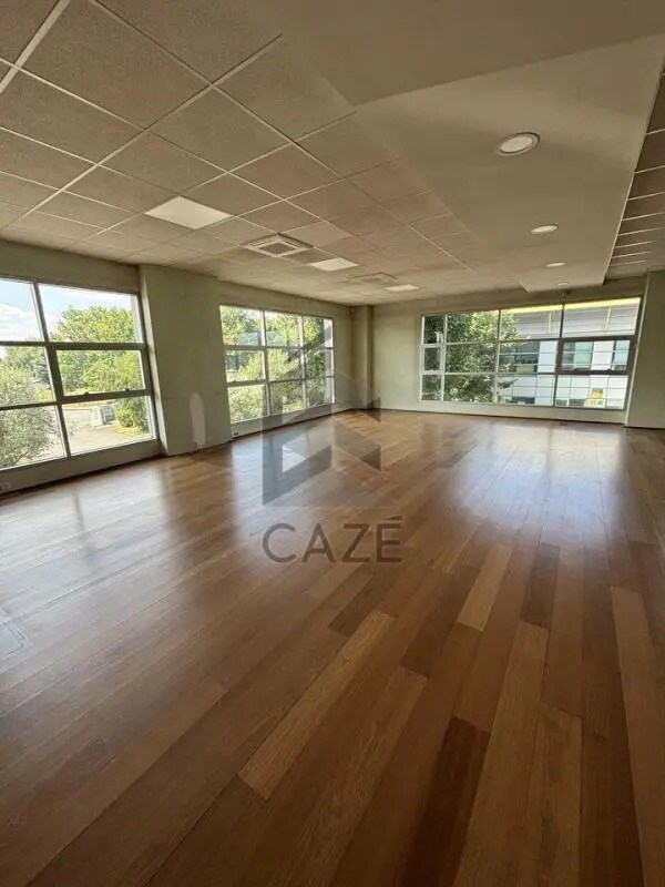 Bureau dans Floirac à louer Photo intérieure- Image 1 de 17