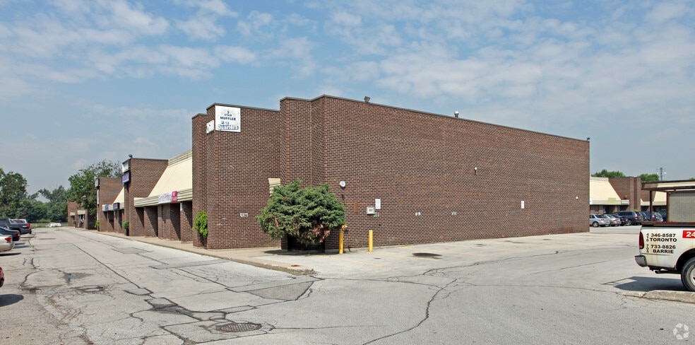 2600 John St, Markham, ON à vendre - Photo du bâtiment - Image 3 de 5