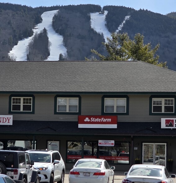 264 Main St, Lincoln, NH for lease - Building Photo - Image 3 of 7