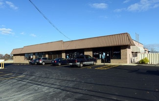 Plus de détails pour 505 Atwood Ave, Cranston, RI - Commerce de détail à louer