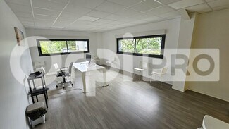 Plus de détails pour Bureau à louer