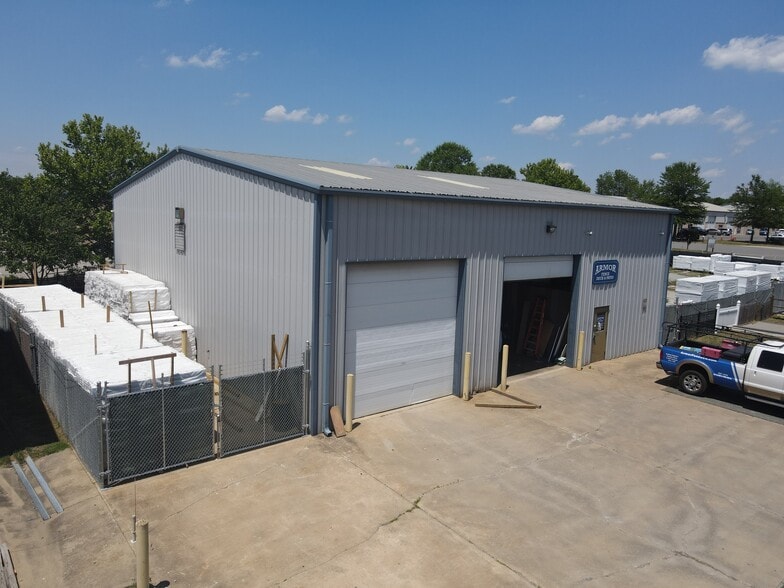 28 Perchwood Dr, Fredericksburg, VA for lease - Building Photo - Image 2 of 11